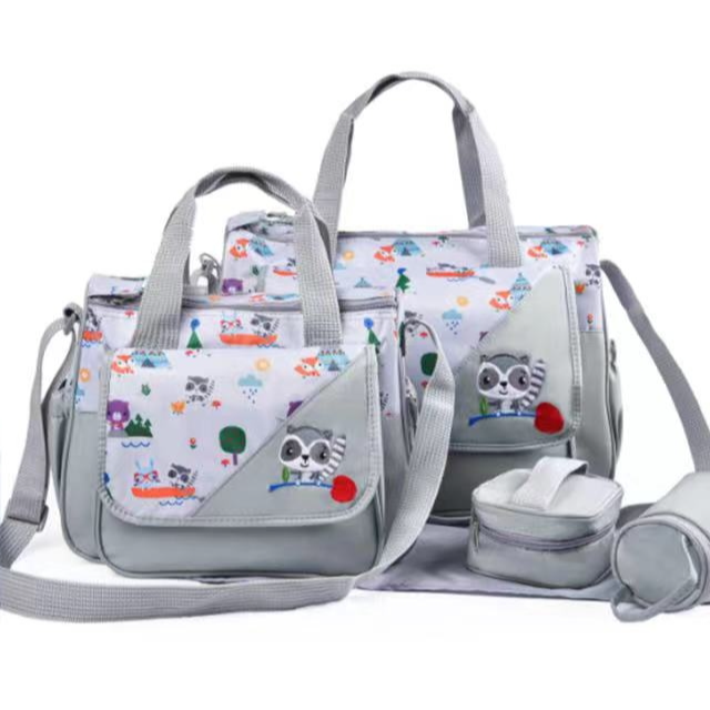 Mummy Bag, large-capacity backpack, new type of backpack for going out, Mummy and baby bag, insulated baby bottle, Mom bag Application Scenario