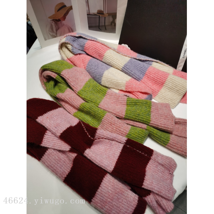 Cross-border scarf wholesale e-commerce live streaming supply chain supply dopamine glutinous rice fleece wool horizontal stripes Specification image