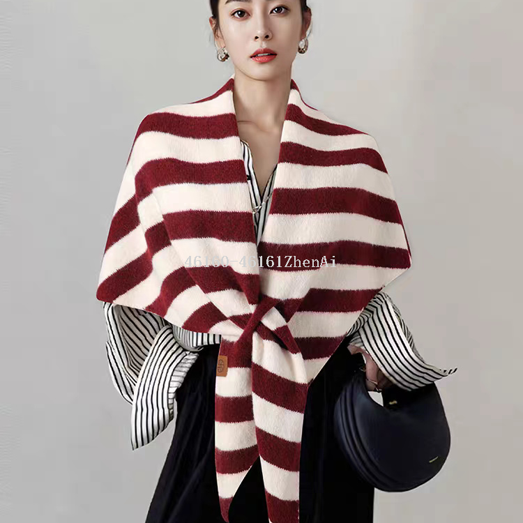 Wholesale of new cross-border export scarves, horizontal striped triangular shawls, e-commerce live streaming supply chain details Picture