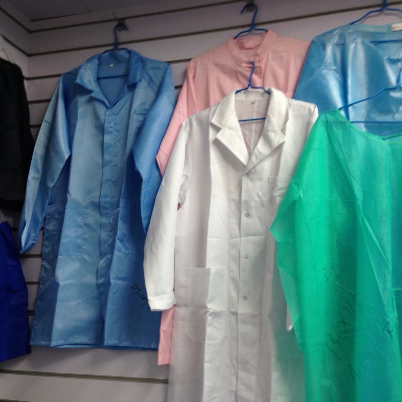 Disposable non-woven fabric protective clothing, surgical gowns, waterproof and sterilized gowns, all-cotton gowns, nurse gowns, isolation gowns Application Scenario