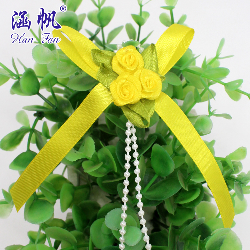Custom-made bow gift decorations with 1cm multi-color ribbons, small flower-patterned pearl chains, hand-tied bows details Picture