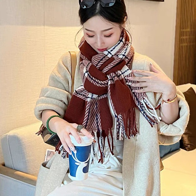 Wholesale e-commerce live-streaming supply chain for new cross-border export square twill cross-border scarves details Picture