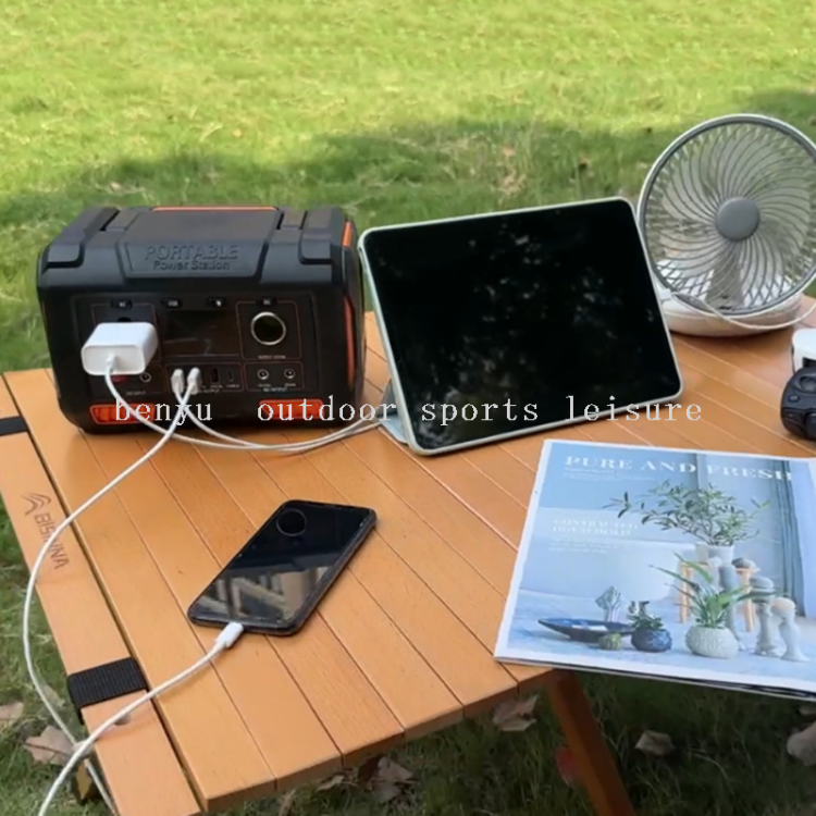 户外便携式移动储能电源Outdoor Portable Mobile Power Station白底实物图