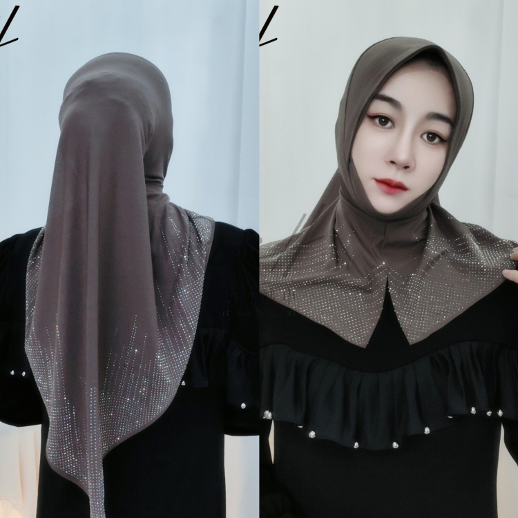 Fashionable Vertical Bar Hot Diamond Arab Hijab Front Split Breathable Large Soft Brim Niha Scarf Factory Store Application Scenario