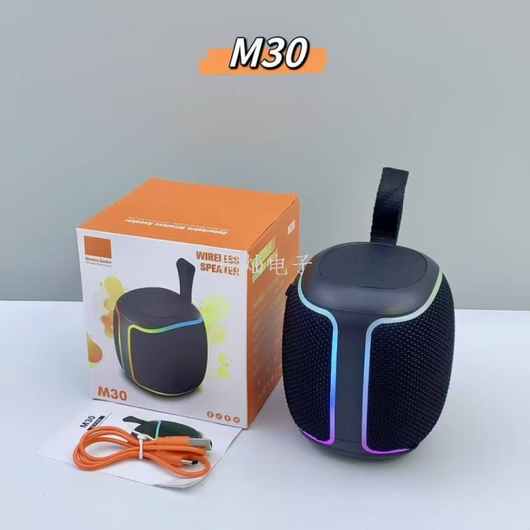 新款M30插卡防水包布便携无线蓝牙音响带收音时尚RGB灯光桌面登山徒步音响