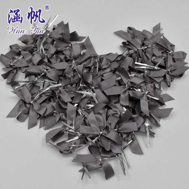 Custom-made 5-minute 1.5CM grey double-sided polyester-wound and silver-tied bow. Factory direct sales of various styles of bows