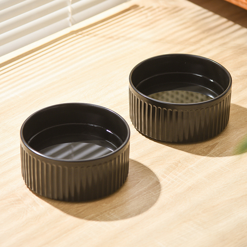 猫咪喝水黑色陶瓷碗猫粮食盆防打翻直口宠物用品抖音同款猫用水盆