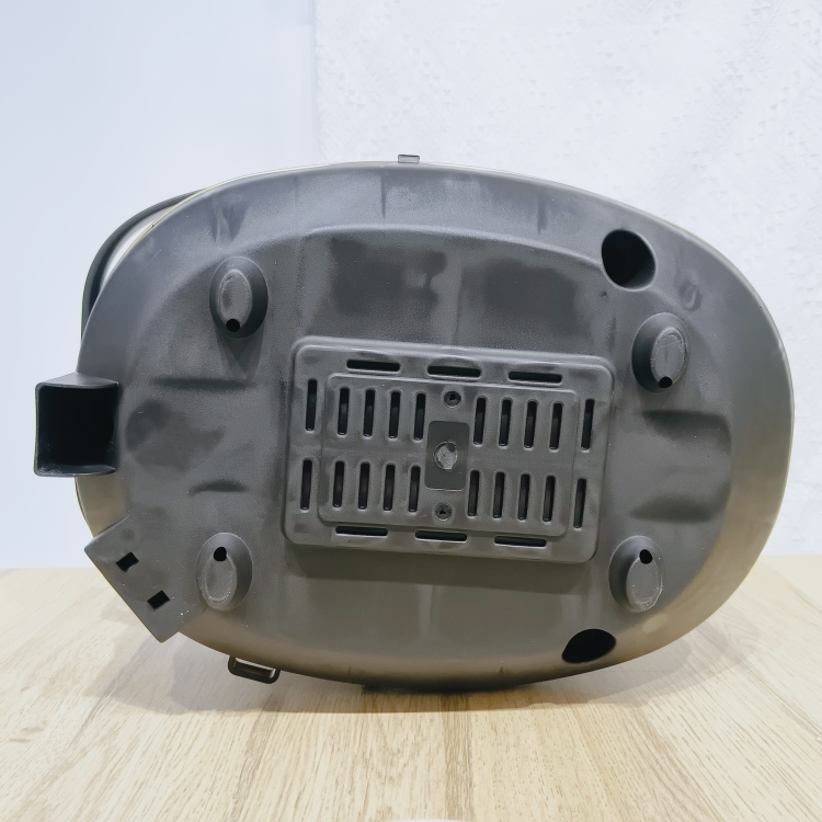 外贸出口欧规电饭煲5L电饭煲家用智能电饭煲电饭锅白底实物图