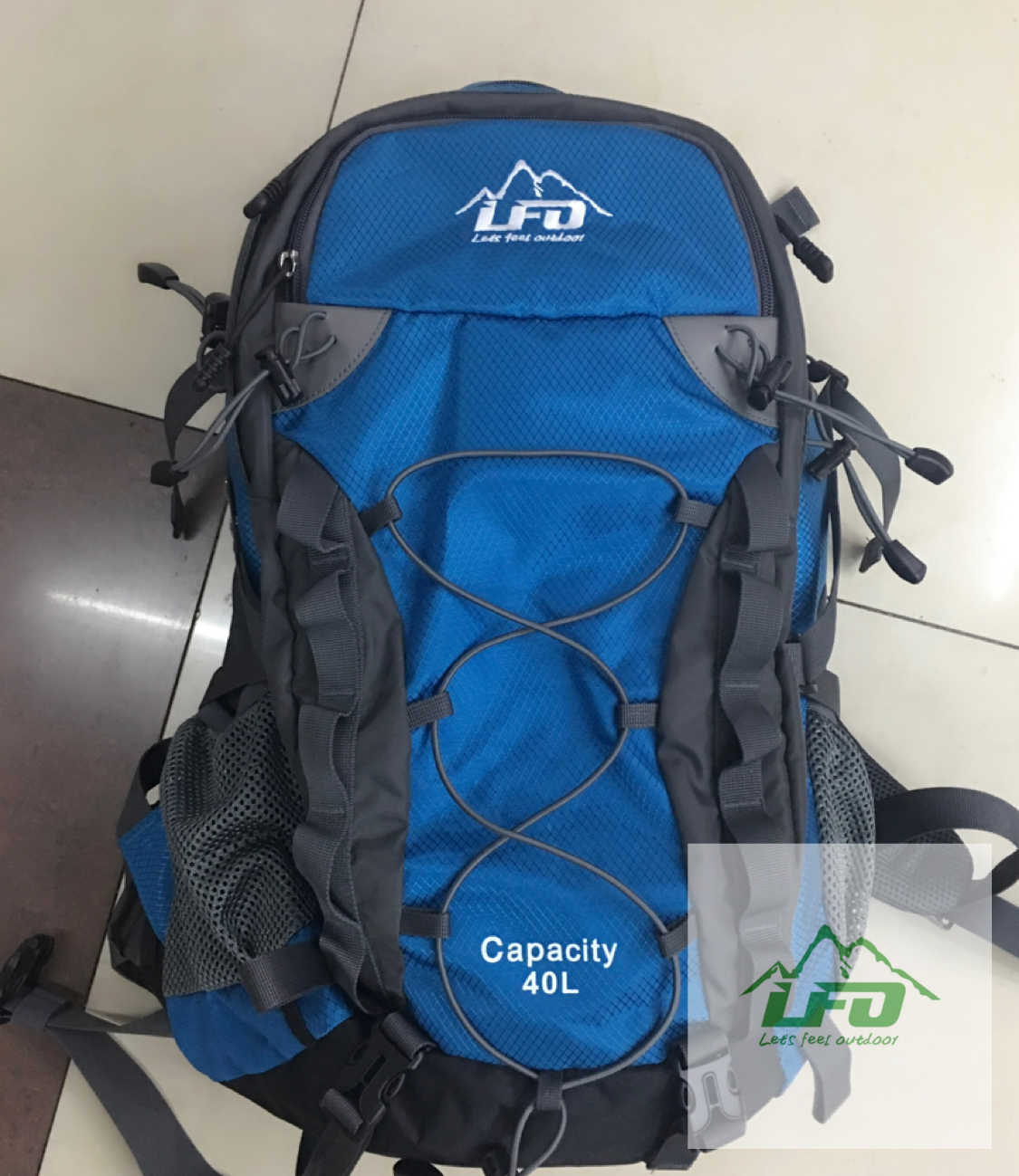 蓝色登山背包主体重装徒步户外背包徒步背包18L