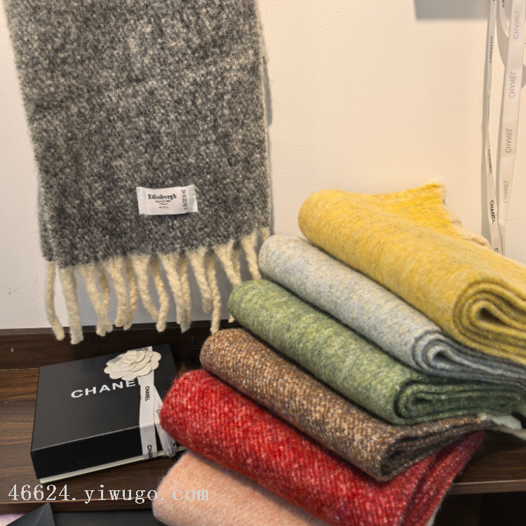 Cross-border scarf wholesale e-commerce live-streaming supply chain, vintage wool thick beard Application Scenario