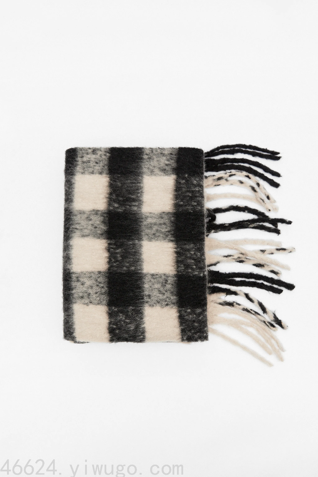 The 2021 autumn and winter new style women's faux cashmere black and white checkered thick beard versatile sweet mid-length warm scarf