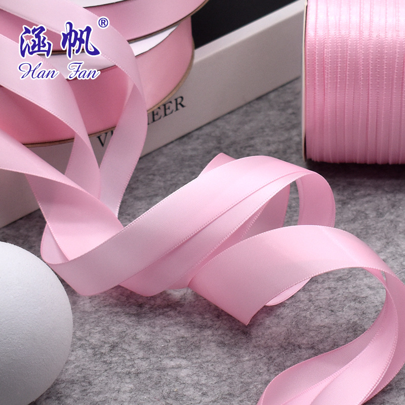 Pink ribbon ribbon roll decorative items, handcrafted materials, wedding and festival fabric decorations, DIY accessories details Picture