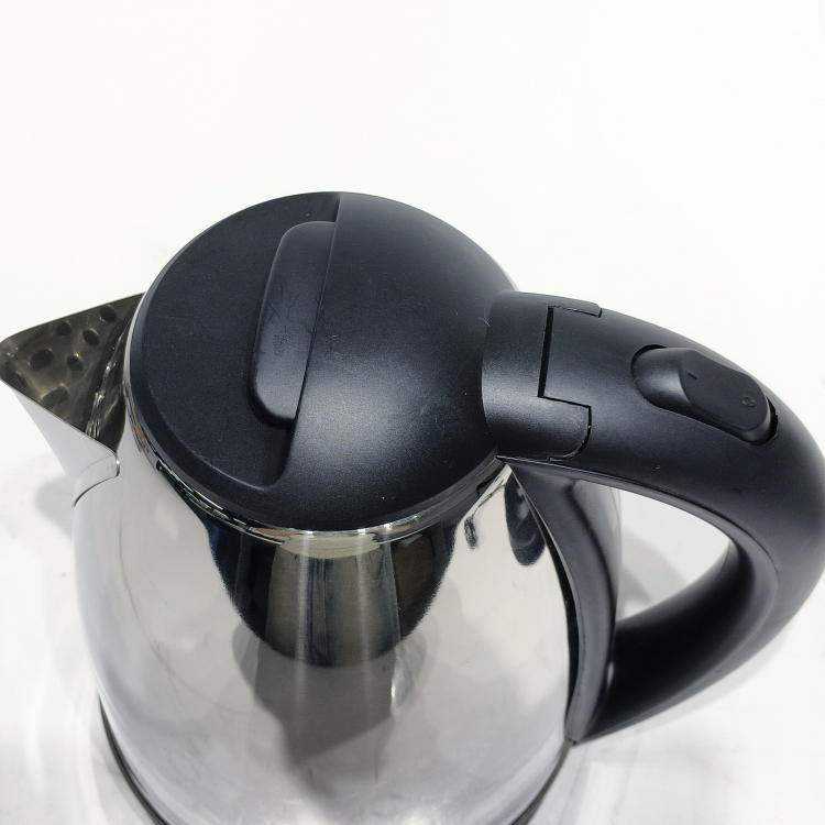 烧水壶欧式/无缝电热水壶/电热水壶/热水壶/电热水壶烧水壶白底实物图