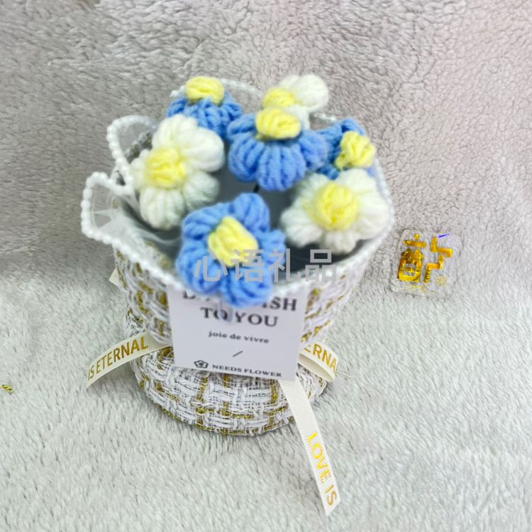爆款产品，针织花，小香风花束，节日礼物，家居装饰摆件等细节图