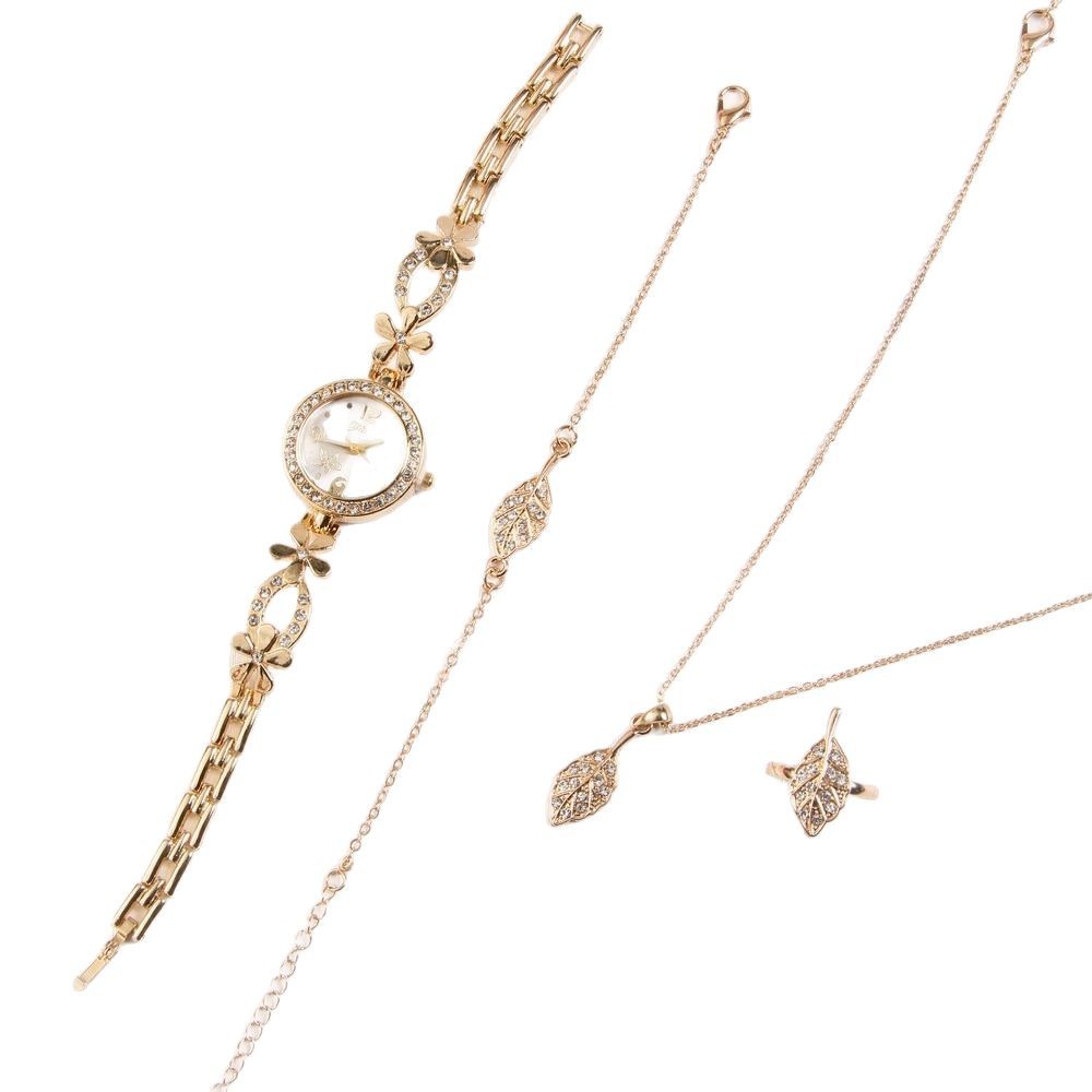 Mother's Day/Women's Day gift set: Golden necklace, bracelet, stud earrings, five-piece set, high-end metallic luster, light luxury, internet-famous accessories Application Scenario