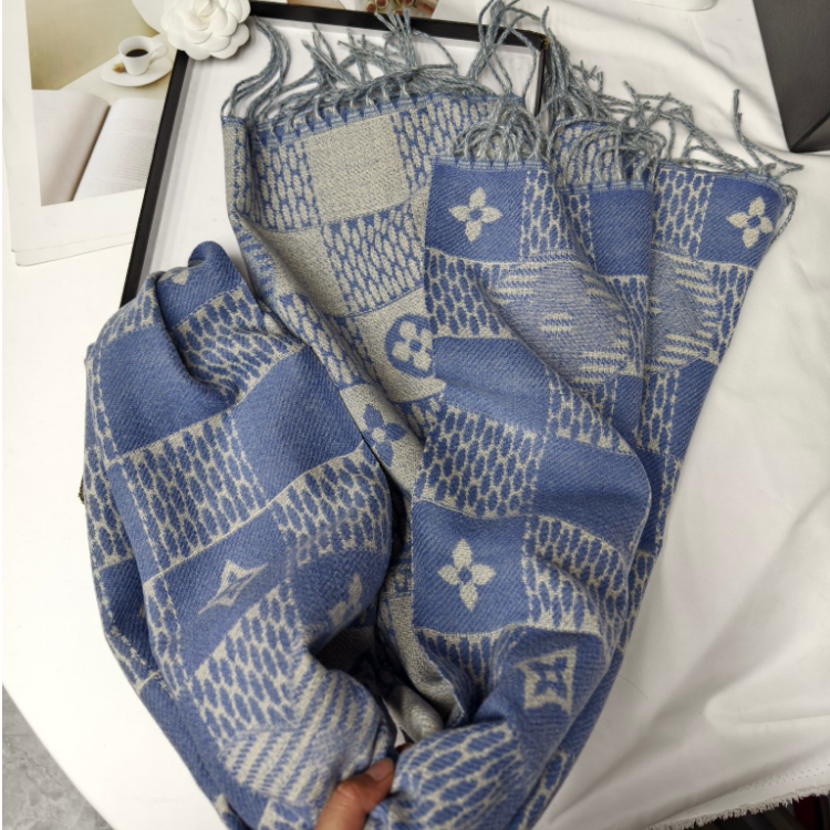 Cross-border in-stock, cross-border scarf wholesale, e-commerce live streaming, supply chain, jacquard double C briqued Item Picture