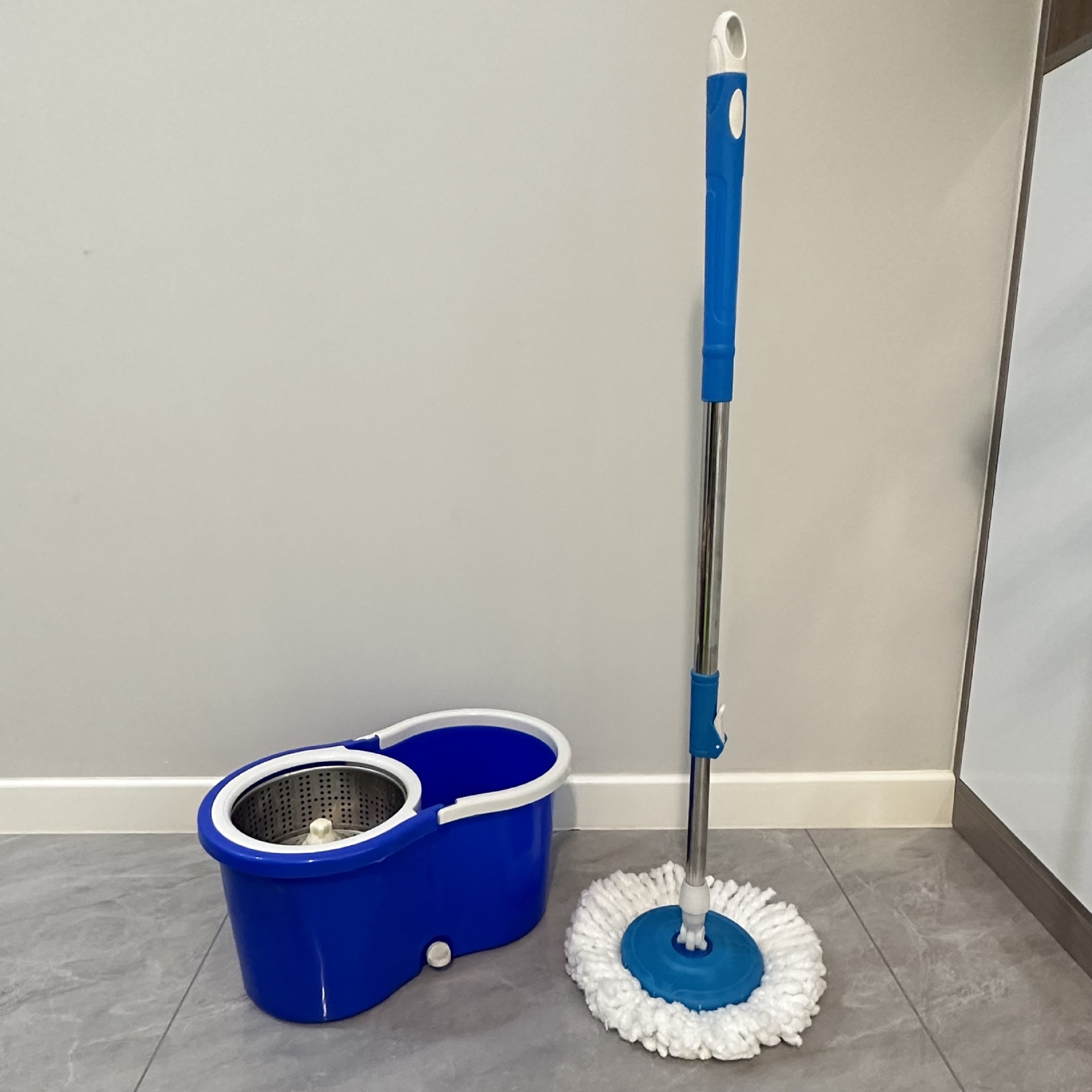 Cross-border dual-drive rotating mop, hand-wash mop, dry and wet dual-purpose household gift promotion floor mop, cleaning mop Item Picture