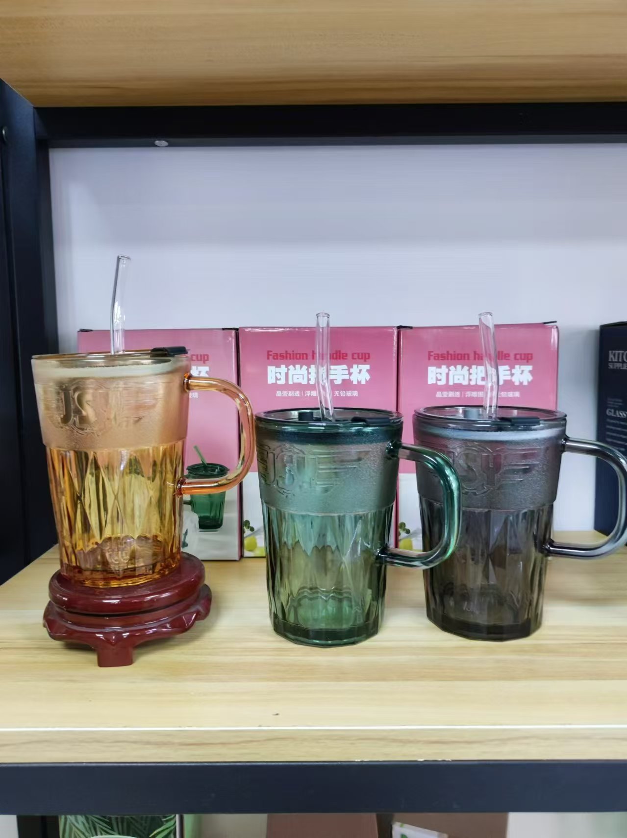 Glass cup, popular straw cup, glass cup, girls' drinking cup with handle, high-temperature resistant, high appearance level gift cup Item Picture