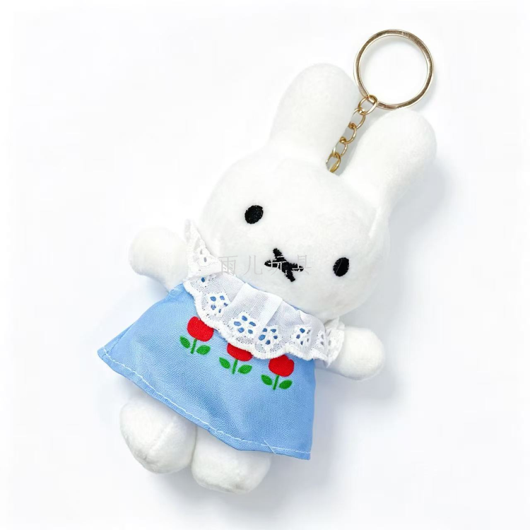 Lace, polka dot, fruit dress, rabbit plush pendant, cartoon white rabbit keychain, backpack hanger wholesale Application Scenario