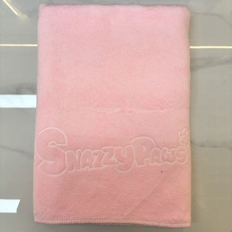 70*140cm印字宠物毛巾 猫狗洗浴清洁浴巾 吸水速干擦身毛巾白底实物图