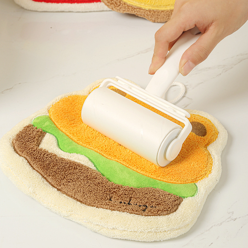 High appearance level, thickened baking shaped cartoon children's hand towel, absorbent coral velvet small square towel, suitable for both kitchen and bathroom