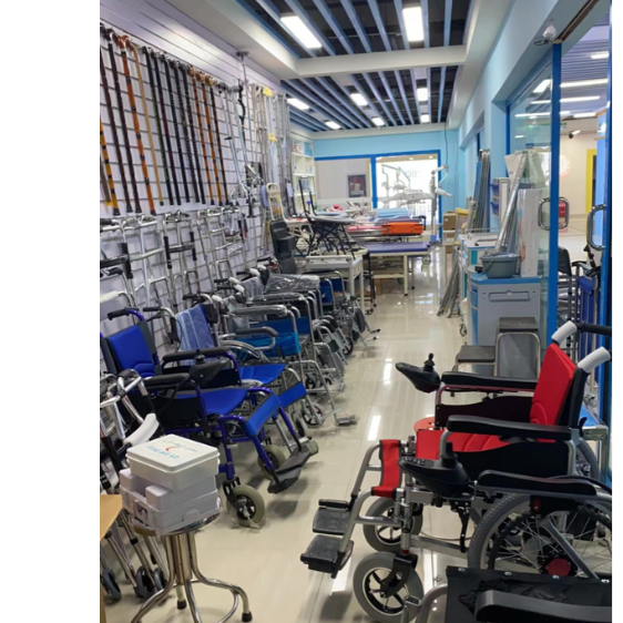 PU wheelchair, electroplated elderly wheelchair, foldable wheelchair with potty, wheelchair cloth wheelchair, medical equipment Specification drawing