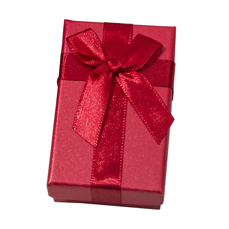Customized Korean-style bow gift boxes, jewelry necklaces, stud earrings, bracelets, top and bottom covers, embossed and pasted packaging boxes Application Scenario