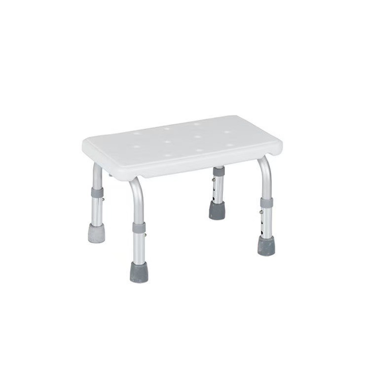 Three-speed adjustable aluminum alloy bath chair and stool for the elderly, bathroom, anti-slip shower chair for pregnant women and children, portable seat and stool Application Scenario