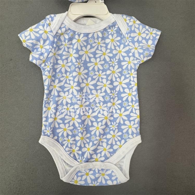 4-piece baby clothing sets, baby hats, socks, scratch-resistant gloves, baby coverings, wholesale of baby products