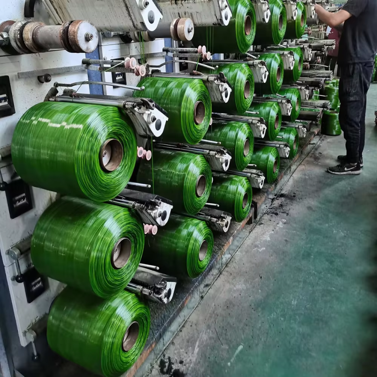 Maintenance-free artificial lawn carpet, artificial turf, green outdoor decoration, artificial grass mat, balcony, kindergarten Application Scenario