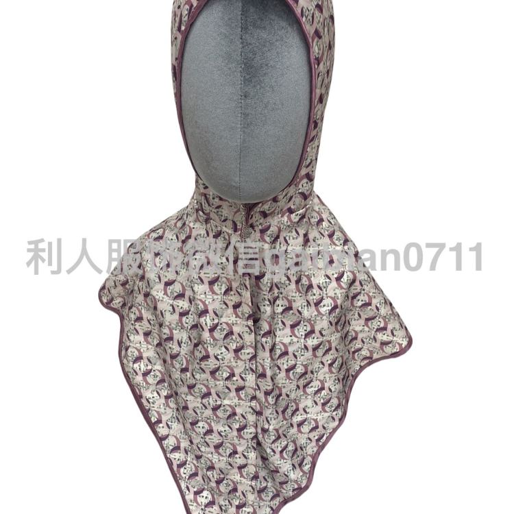 针织挂件/丝巾扣/kitty/头巾/钩织装饰品白底实物图