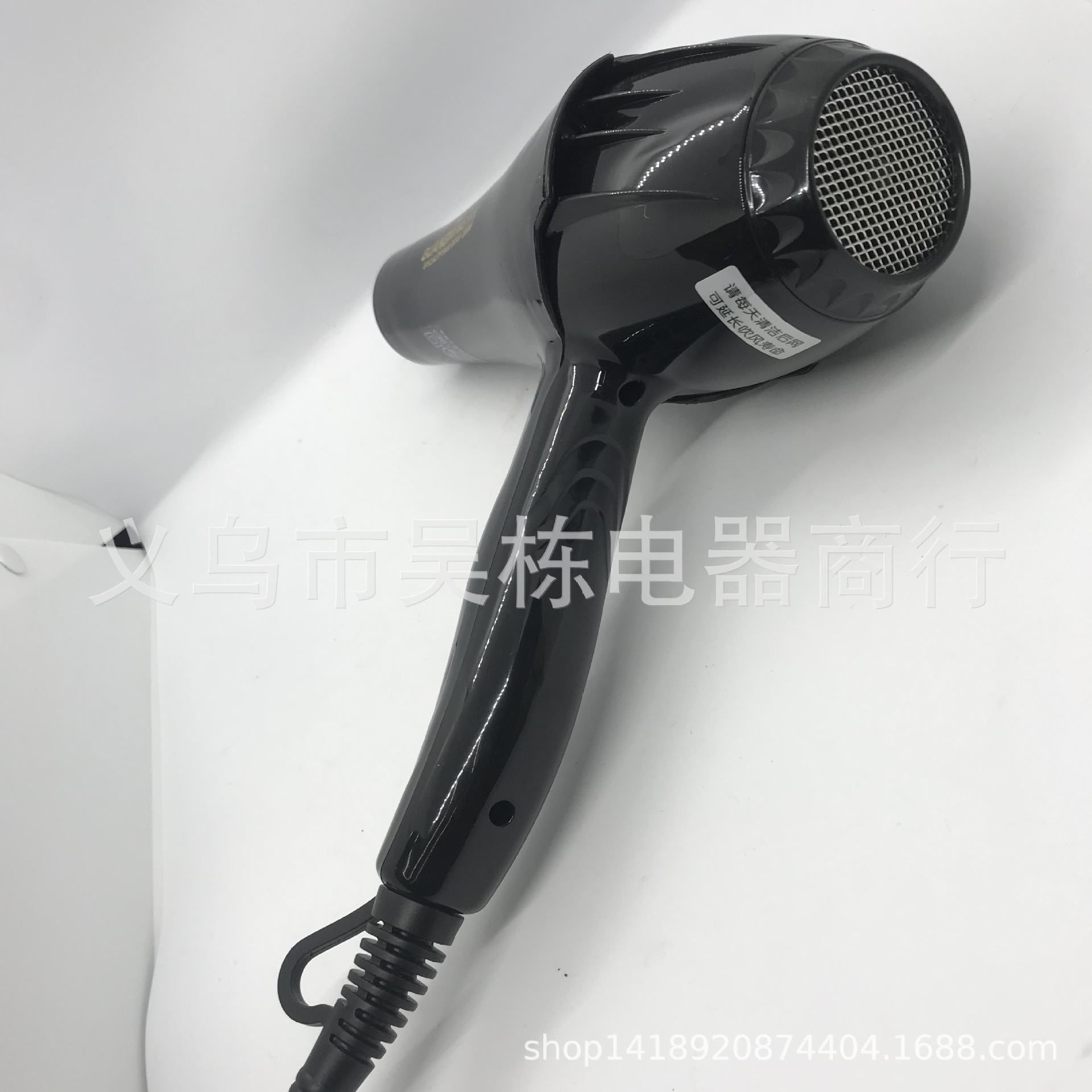 大功率静音吹风机吹风筒冷热双风家用电吹风机光明9930发廊 Application Scenario