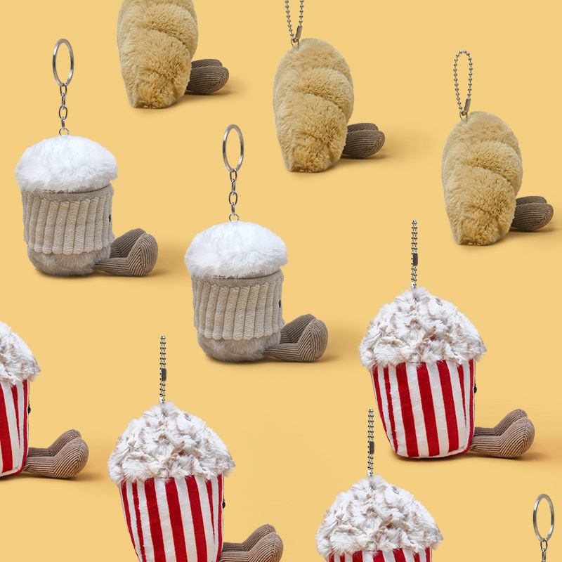 英国巴塞罗熊公仔挂件可颂牛角包钥匙扣挂饰青蛙乌龟小玩偶批发产品图