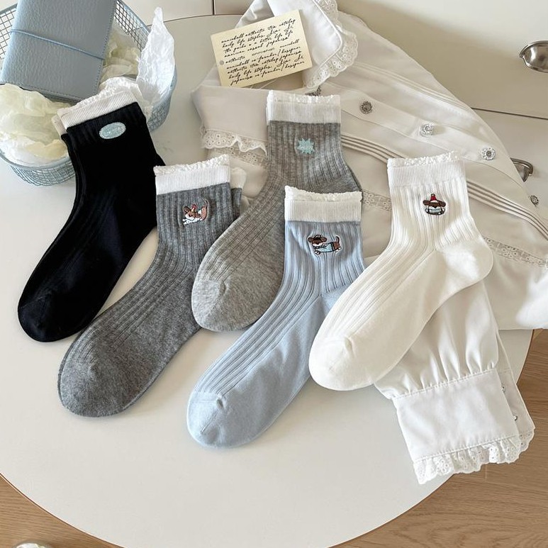Boneless mesh mid-calf socks, black fungus edge embroidered little dog color-blocking pile socks, summer breathable and sweat-absorbing grey women's socks details Picture