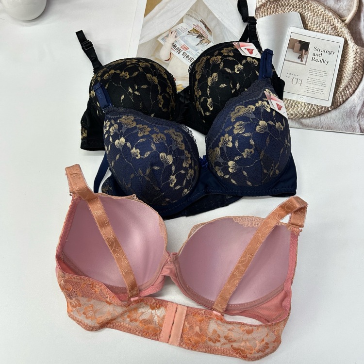 185# Export African large-sized bras in solid color with gold embossed lace patterns, cup-shaped bras, gathering sexy and interesting bras, underwear QNI details Picture