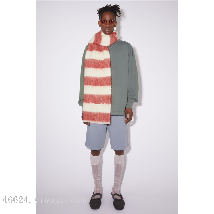 88AC, a cross-border scarf wholesale e-commerce platform, offers live-streaming supply of two-color horizontal striped extra-long scarves details Picture