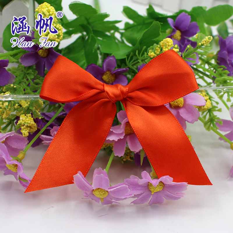 Professional custom-made bows, handcrafted bows with polyester bands and transparent tied silk bows Specification image