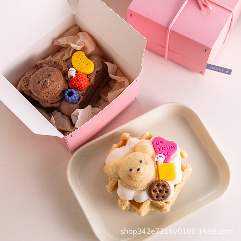 Soy wax dessert cake aromatherapy candle fragrance gift box ornament bear waffle handcrafted shape aromatherapy candle full figure
