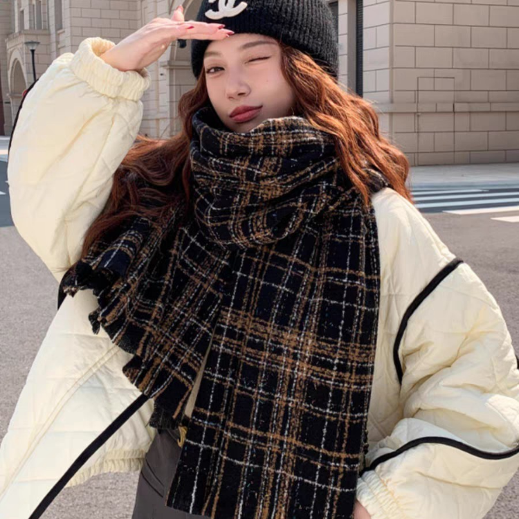 Cross-border scarf wholesale e-commerce live streaming supply chain, Xiaoxiangfeng bright silk fine checkered Specification image