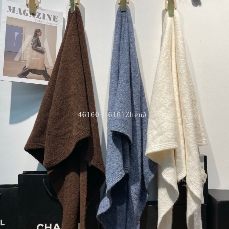 Wholesale of new cross-border export ready-made scarves in plain triangular shawls through e-commerce live streaming supply chain Specification image