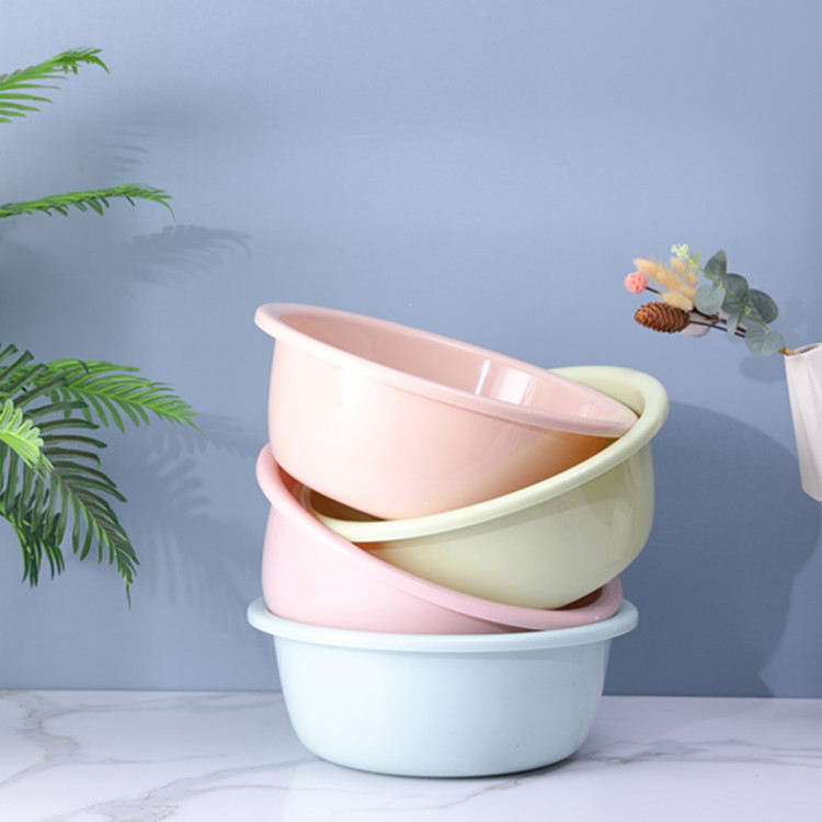 Chunyu manufacturer's thickened washbasins, plastic washbasins, large and small basins, household wholesale plastic basins, cartoon laundry basins Item Picture