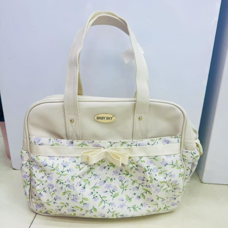 Mummy Bag, large-capacity backpack, new type of backpack for going out, Mummy and baby bag, insulated baby bottle, Mom bag