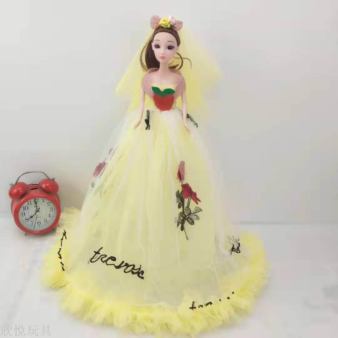 Barbie doll, exquisite oversized skirt, gift, gift ornament, pendant, birthday present, little girl toy princess details Picture