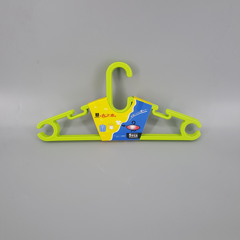 衣架/折叠衣架/塑料衣架/木质儿童衣架/衣服架子白底实物图