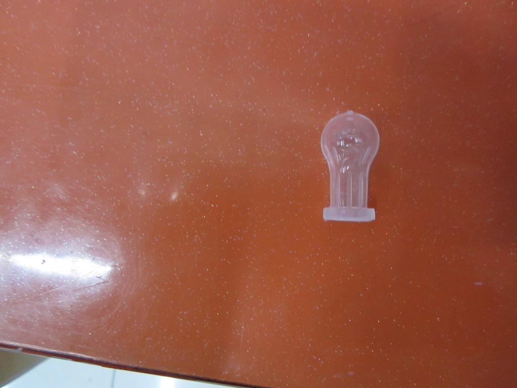 液态硅胶大玩嘴头，透明无色