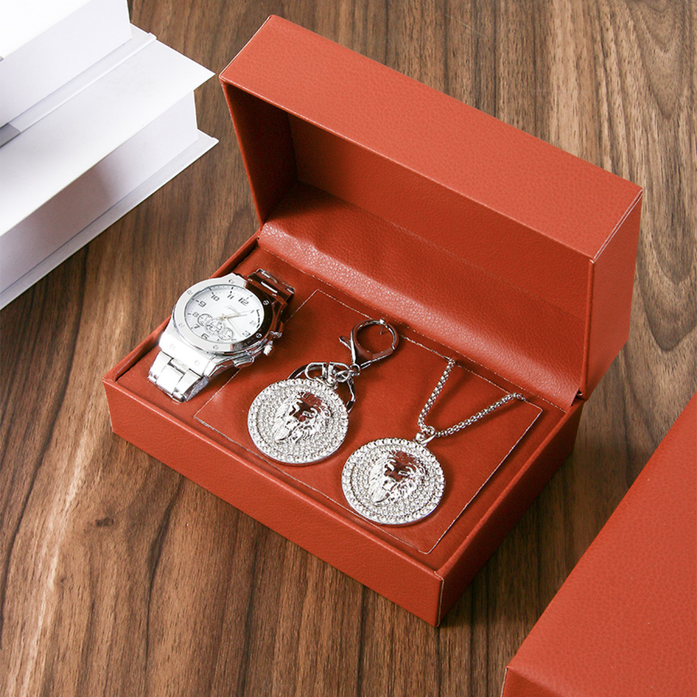 Father's Day gift set: New watch, necklace, keychain, three-piece set, a light luxury gift box for business men