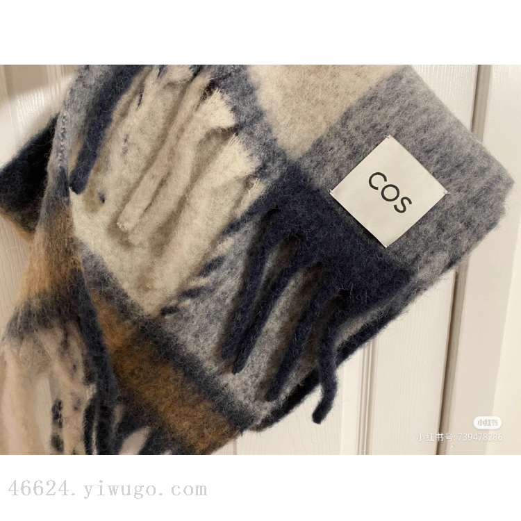 Cross-border scarf wholesale e-commerce live streaming supply chain COS checkered thick beard scarf new style Zhangqing checkered Application Scenario