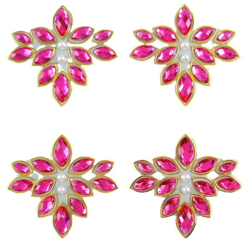 Retro princess gemstone painted forehead stickers with ancient-style facial patterns, children's sparkling water diamond stickers between the eyebrows, three-dimensional face stickers Application Scenario