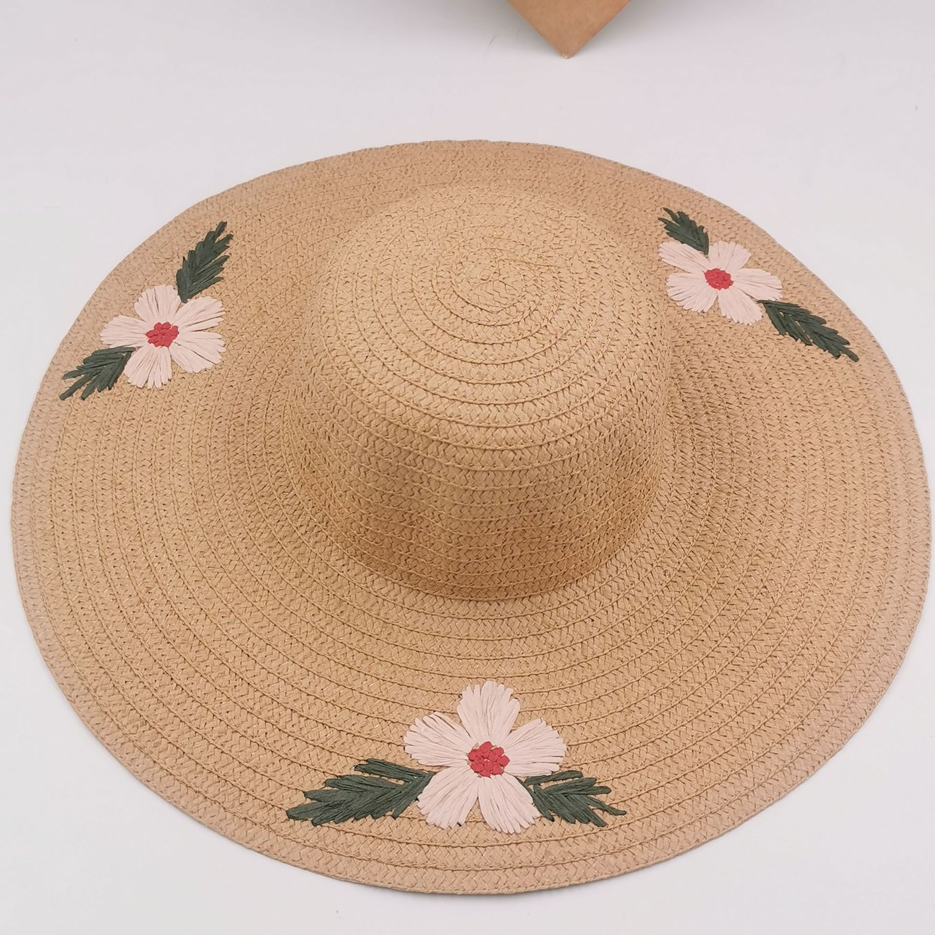 Wholesale of cross-border spring and summer three-dimensional embroidered straw hats, women's beach hats, top hats and sun hats Item Picture