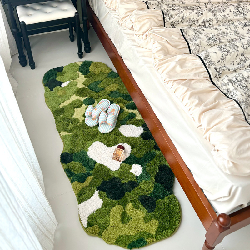 Forest-style moss carpet, thickened plush bed mat for the bedroom, sofa and chair floor mat for the living room, and irregular-shaped coffee table mat for the balcony details Picture